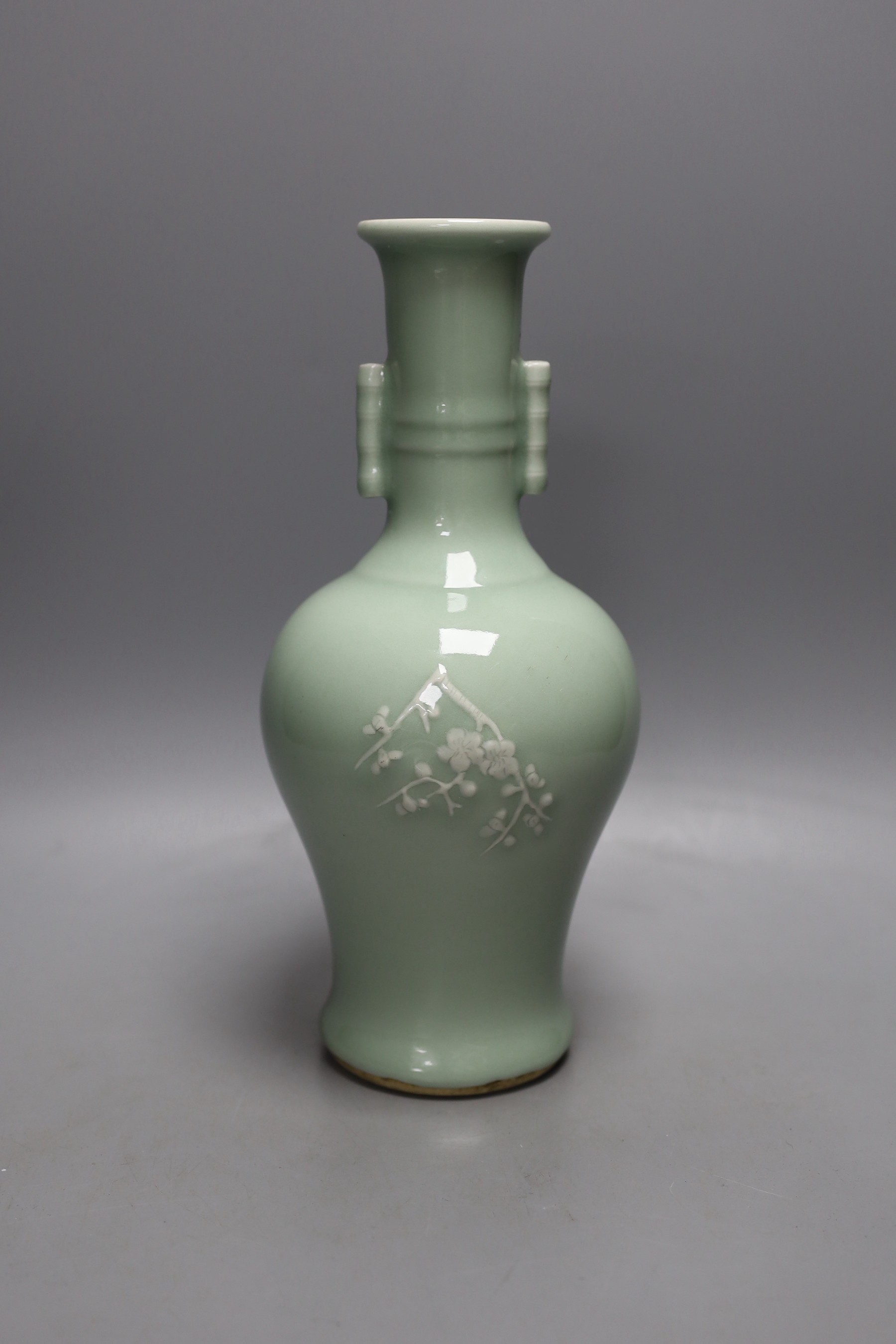 A Chinese slip decorated celadon ground arrow vase 28cm